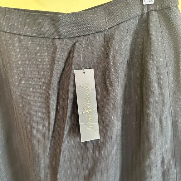 Donna Karen NWT Black Pin stripe midi pencil Skirt 8 - Picture 6 of 7
